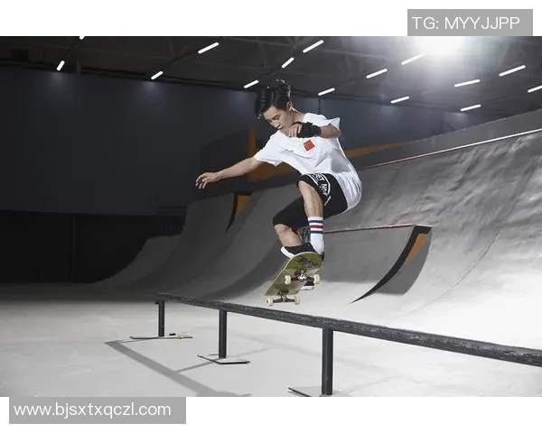 南京滑板队在世界攀岩锦标赛中以87分稳居积分榜首位